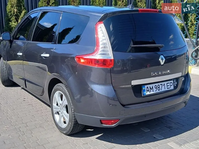 Renault Scenic 2011