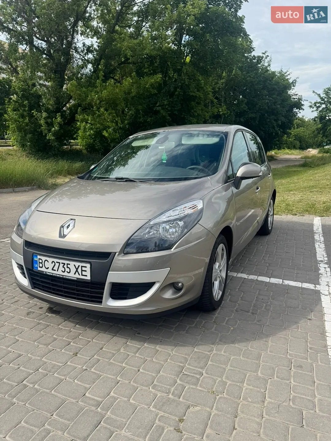 2010 Renault Scenic - мініатюра 12