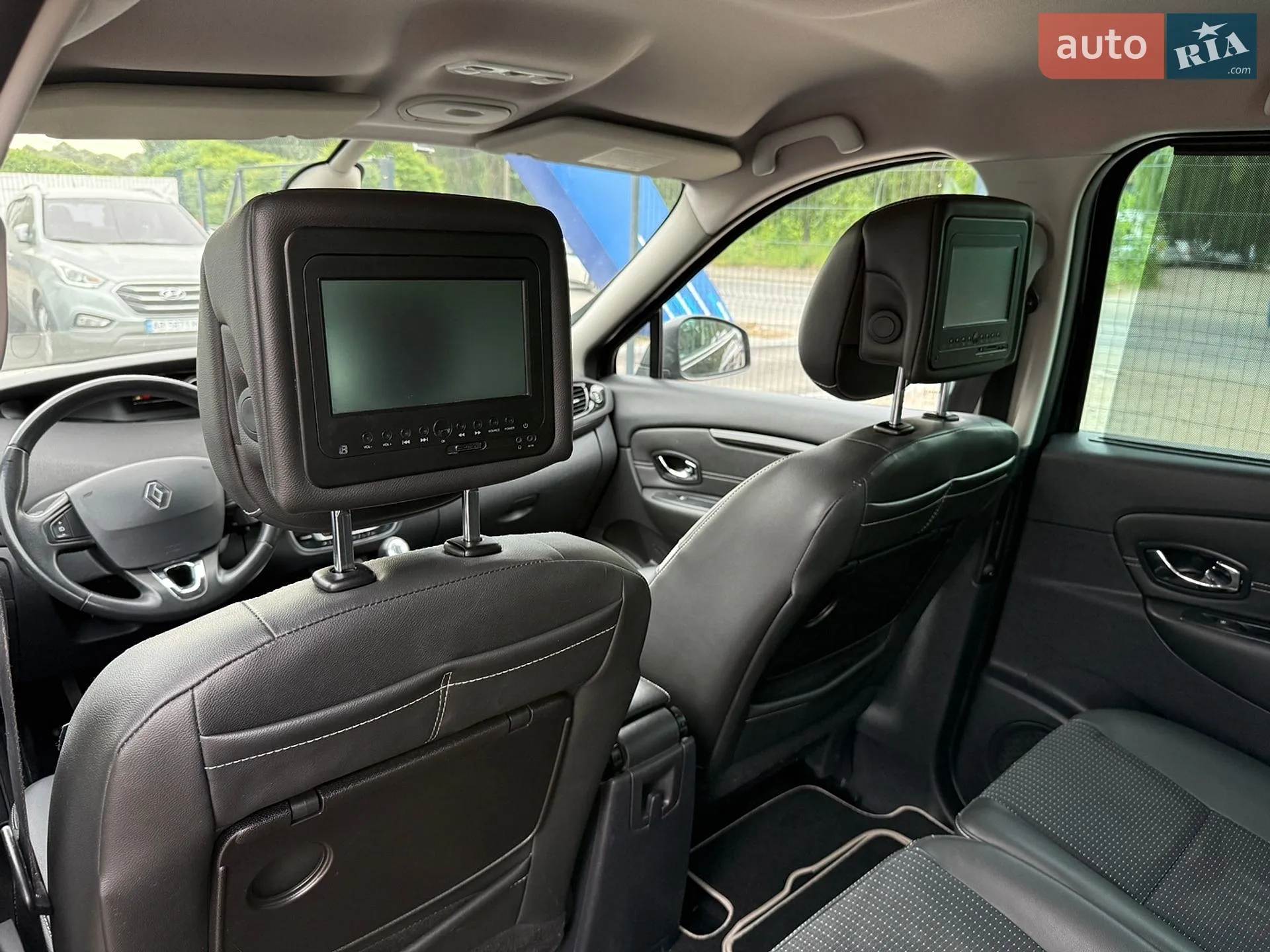2014 Renault Scenic - мініатюра 17