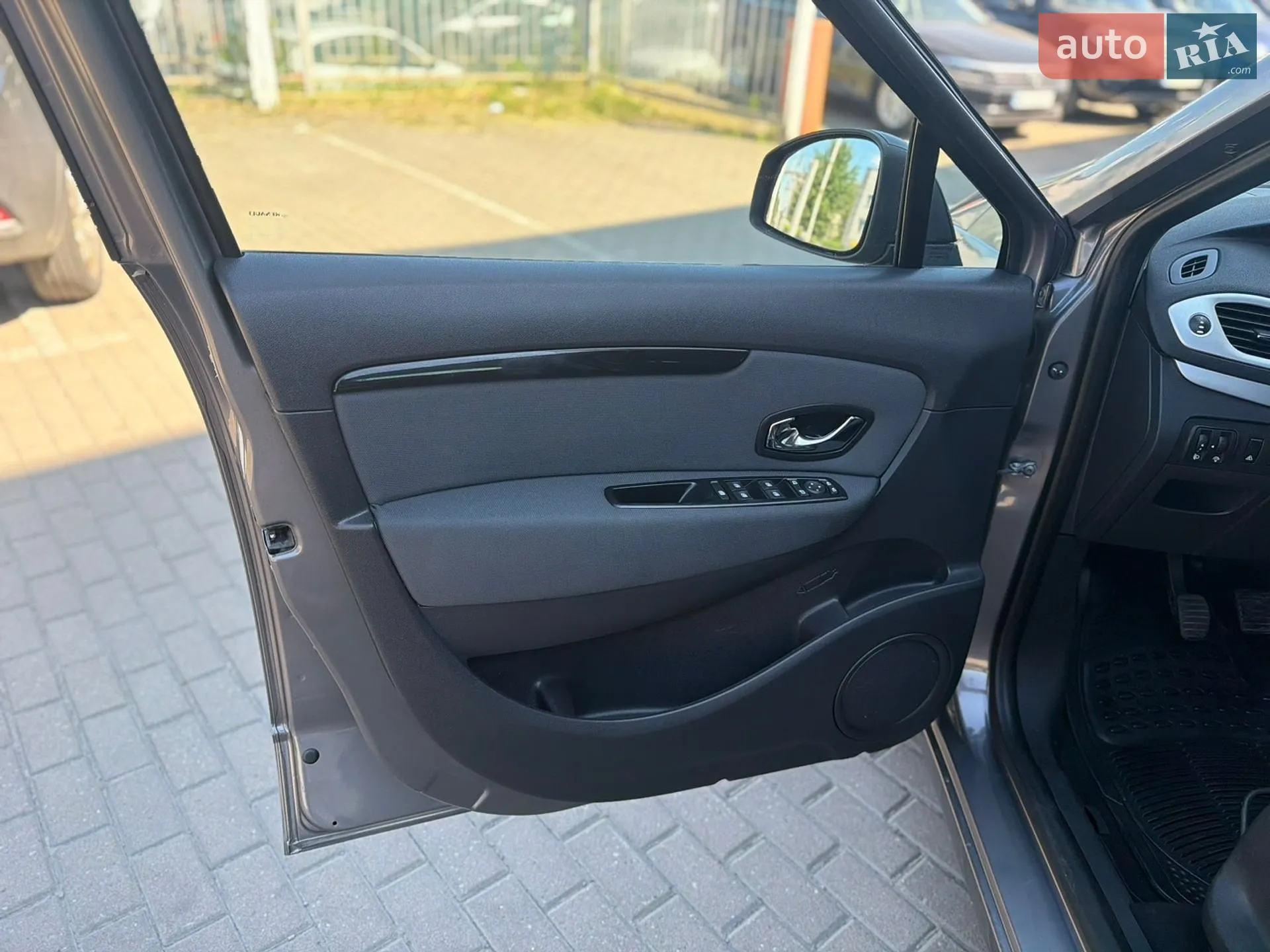 2014 Renault Scenic - мініатюра 20
