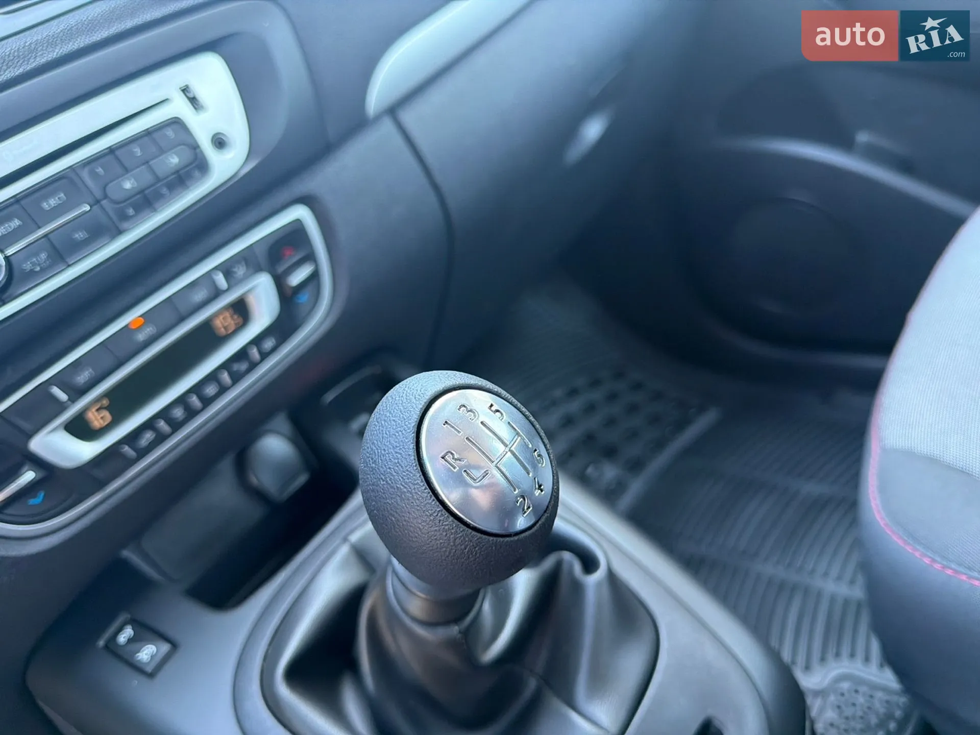 2014 Renault Scenic - мініатюра 33