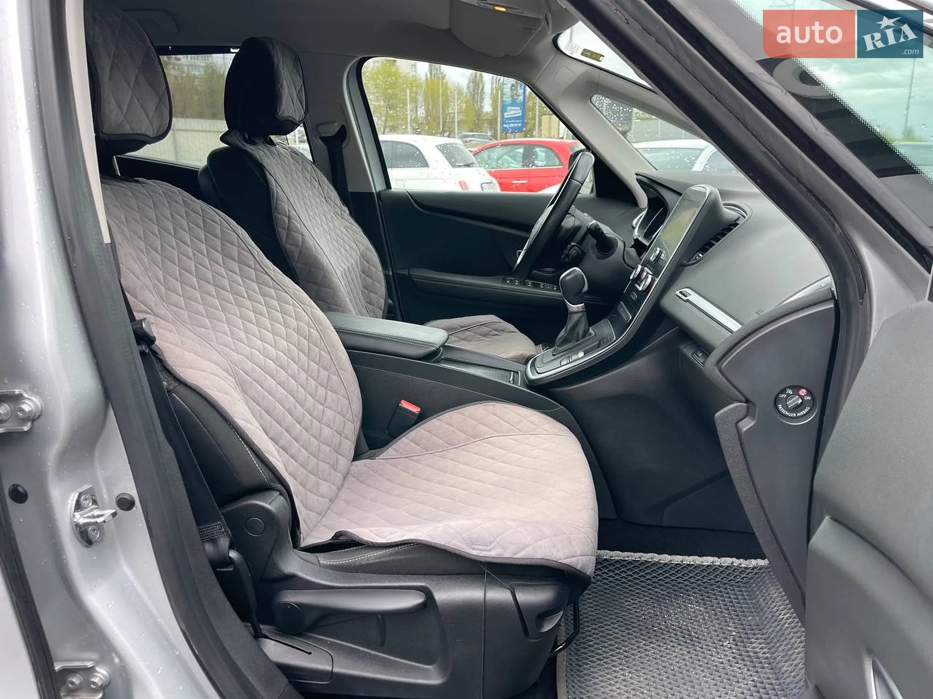 2017 Renault Scenic - мініатюра 12