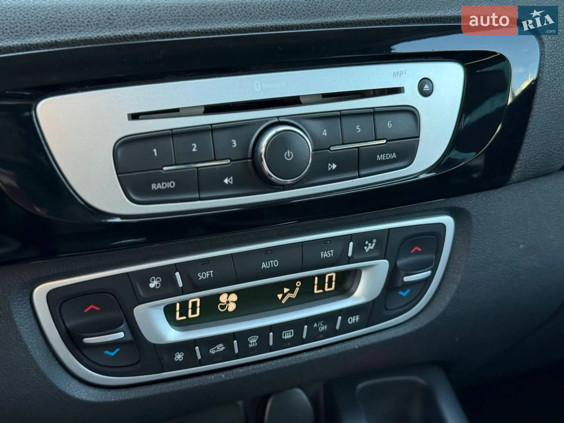 2016 Renault Scenic - мініатюра 23