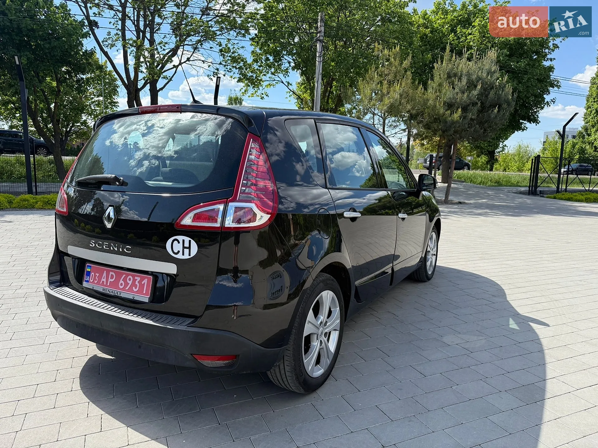 2010 Renault Scenic - мініатюра 9