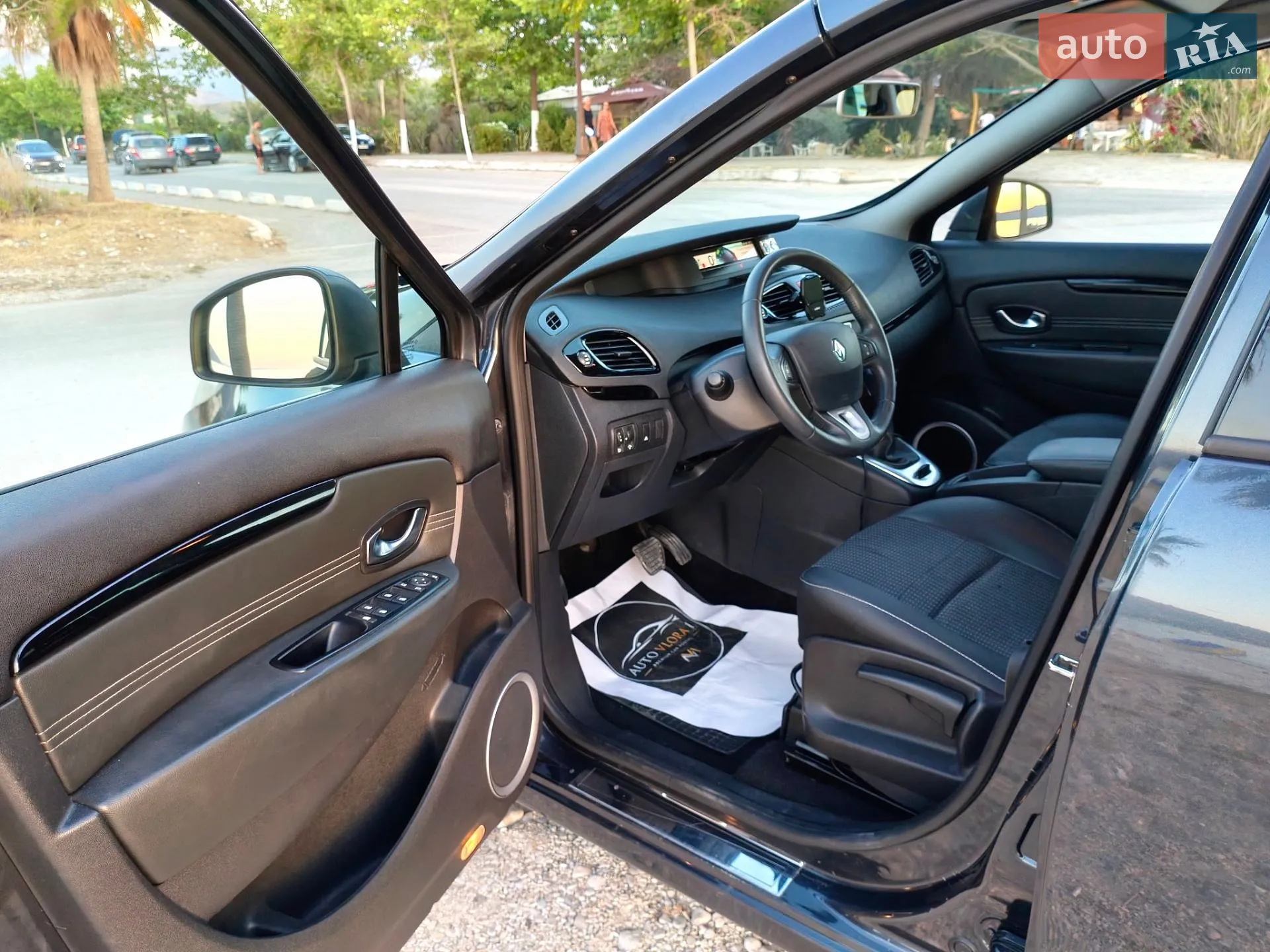 2011 Renault Scenic - мініатюра 15