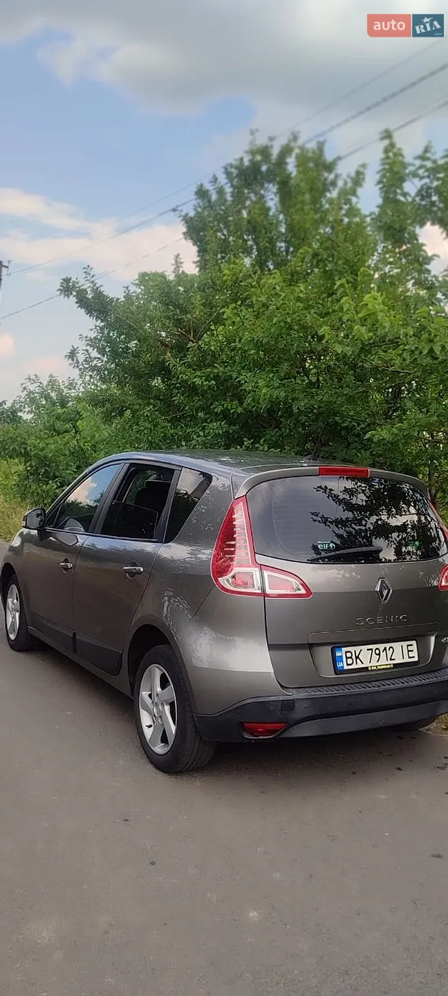2010 Renault Scenic - мініатюра 11