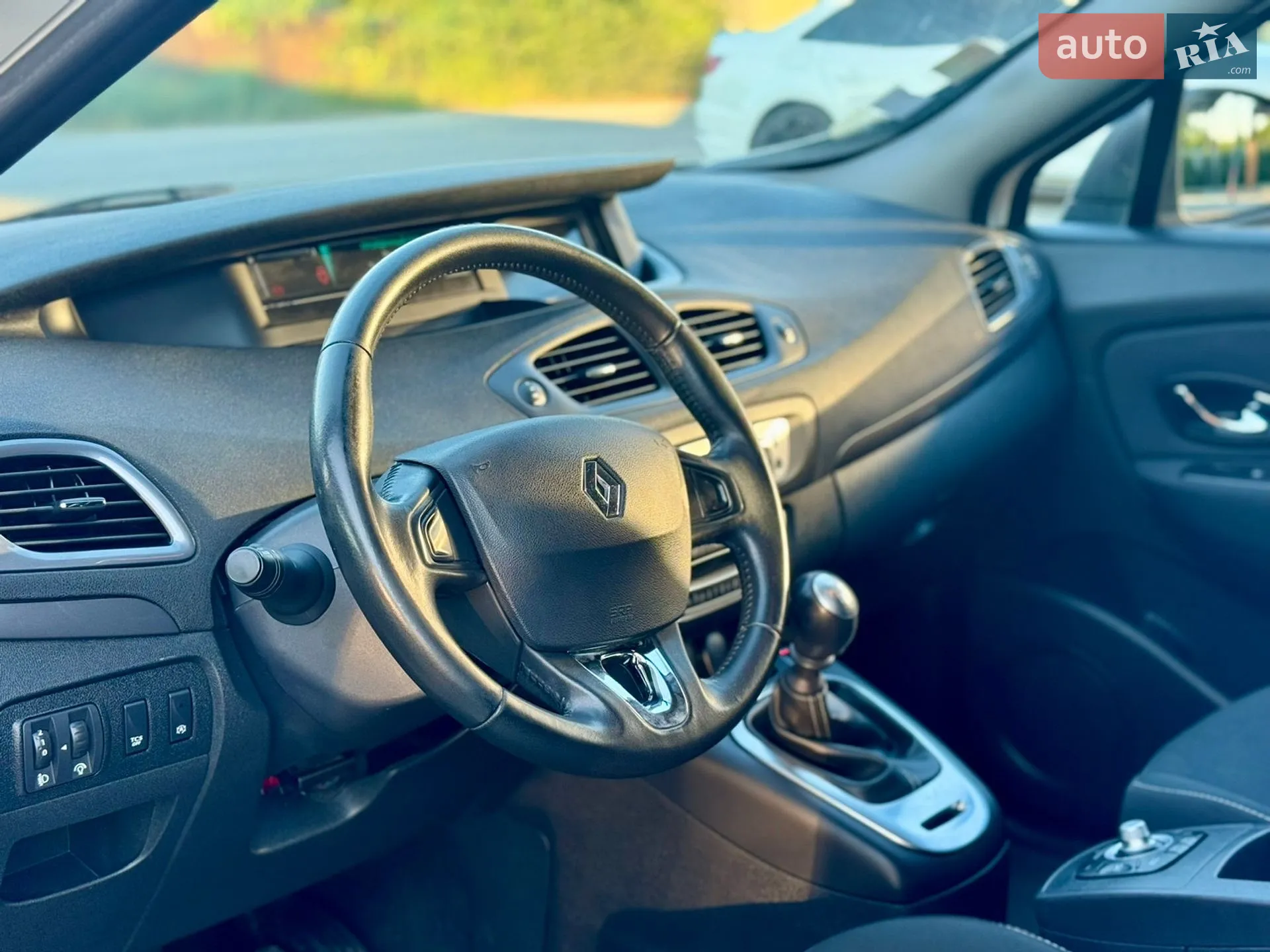 2015 Renault Scenic - мініатюра 41