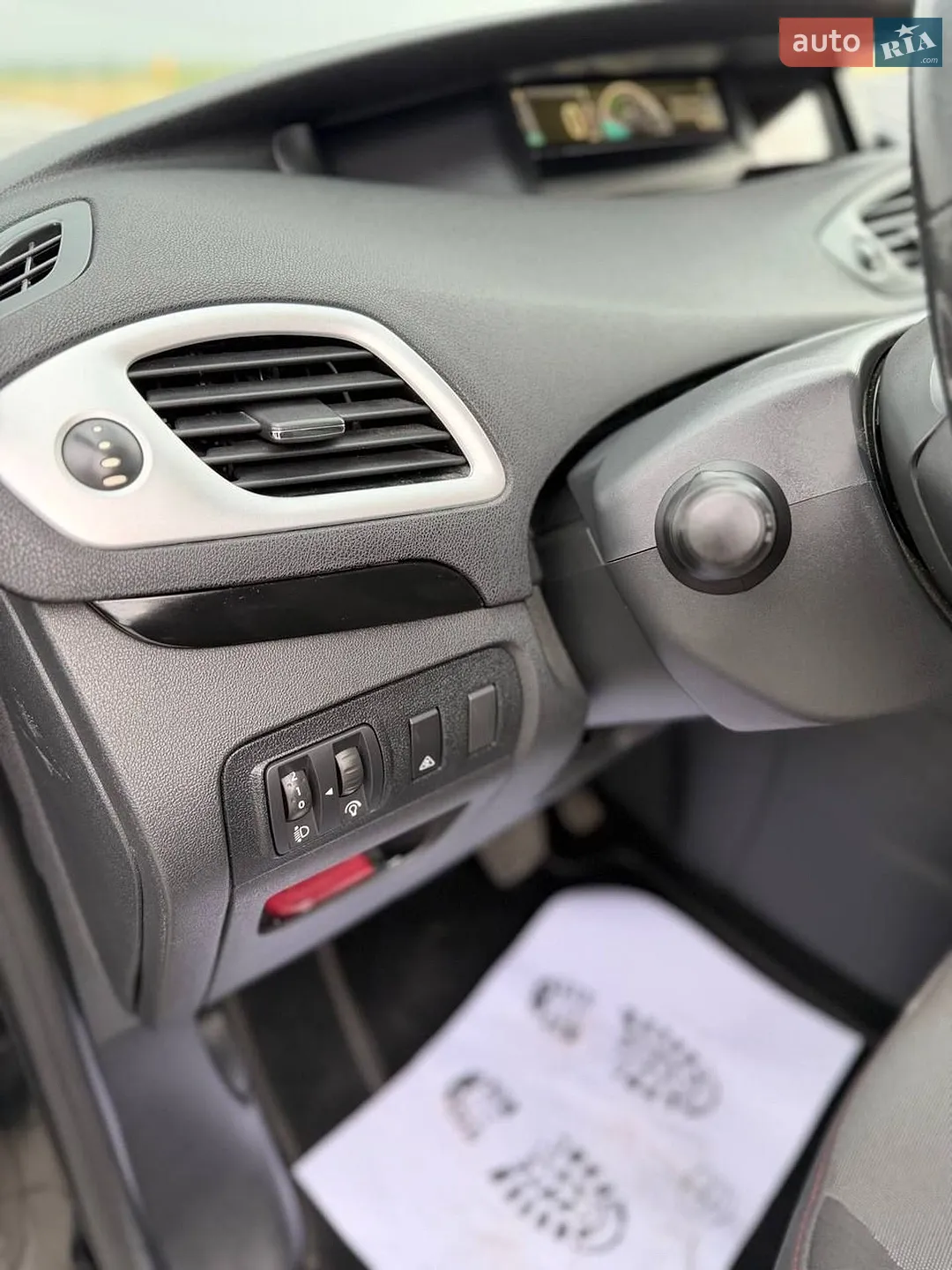 2013 Renault Scenic - мініатюра 18