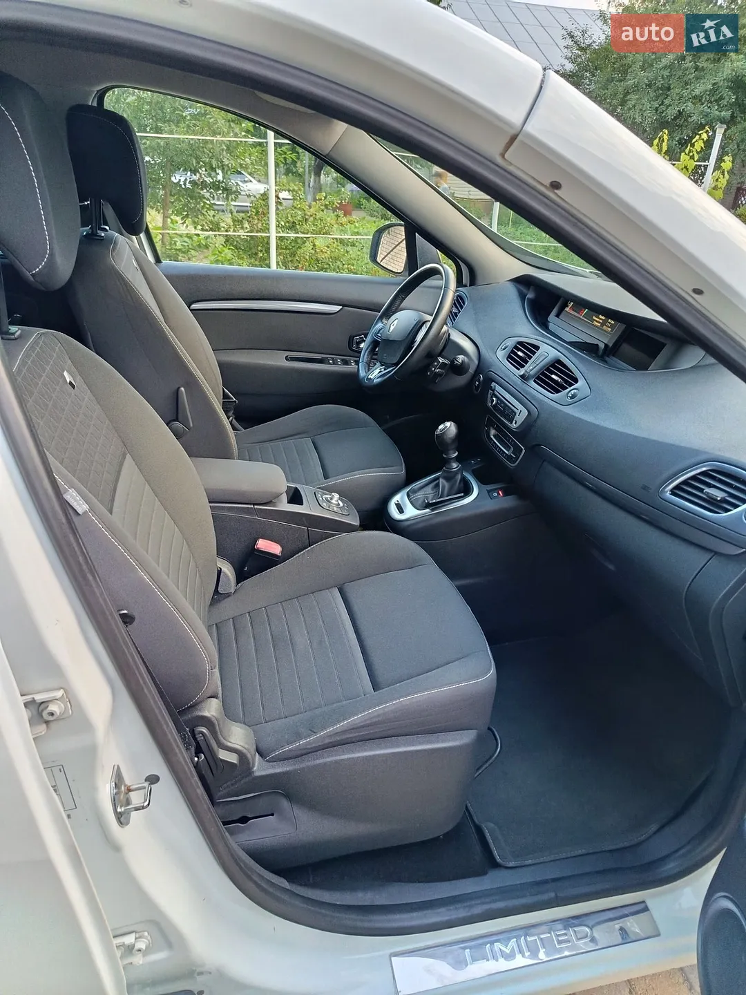 2015 Renault Scenic - мініатюра 10