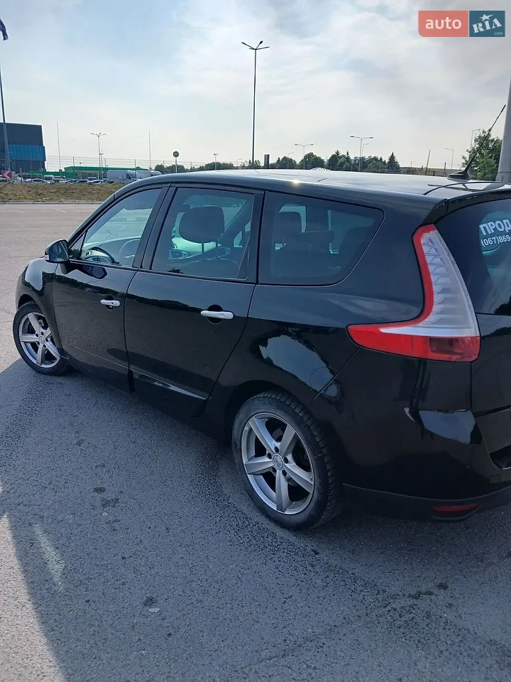 2011 Renault Scenic - мініатюра 29
