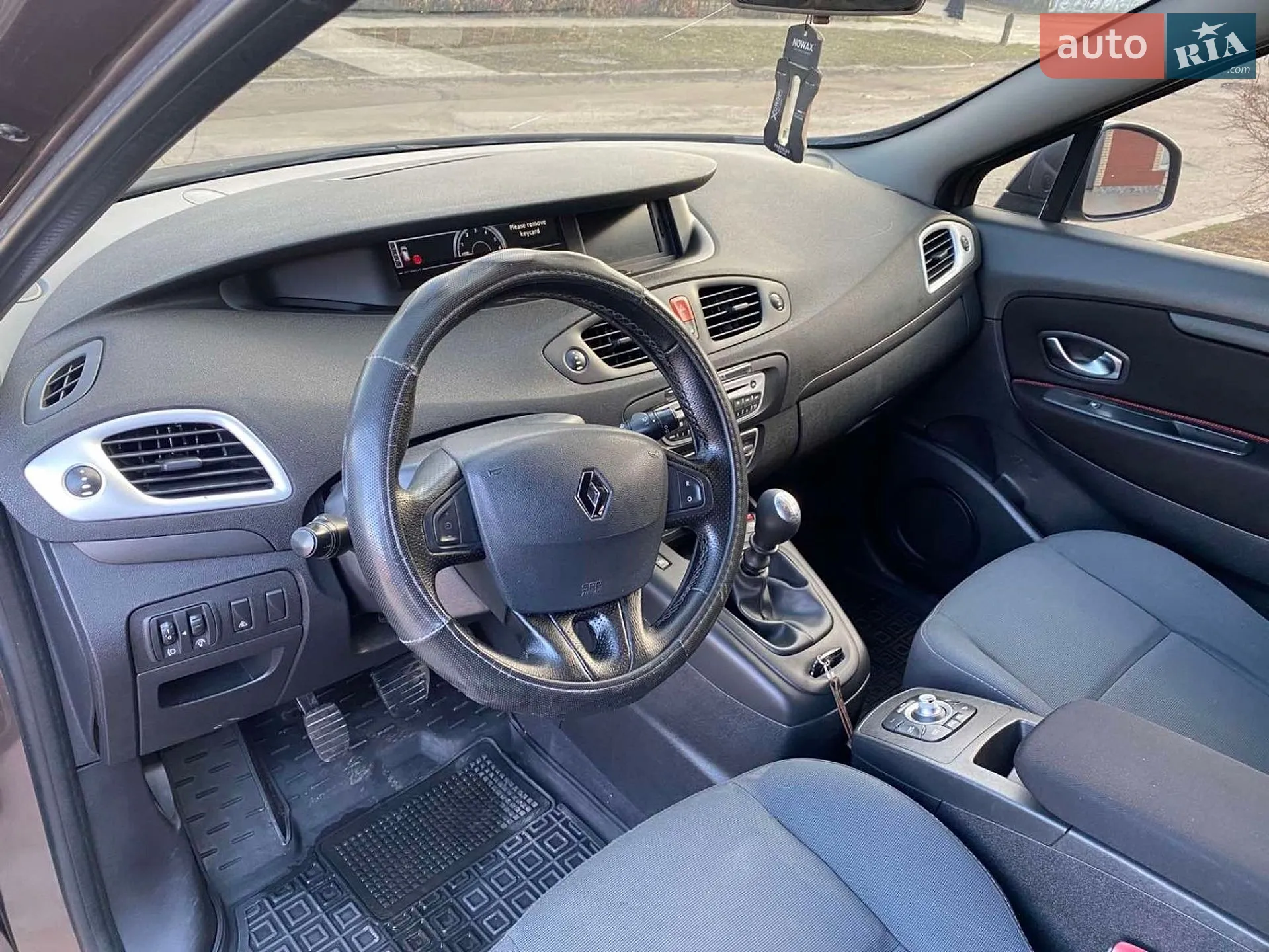 2010 Renault Scenic - мініатюра 13