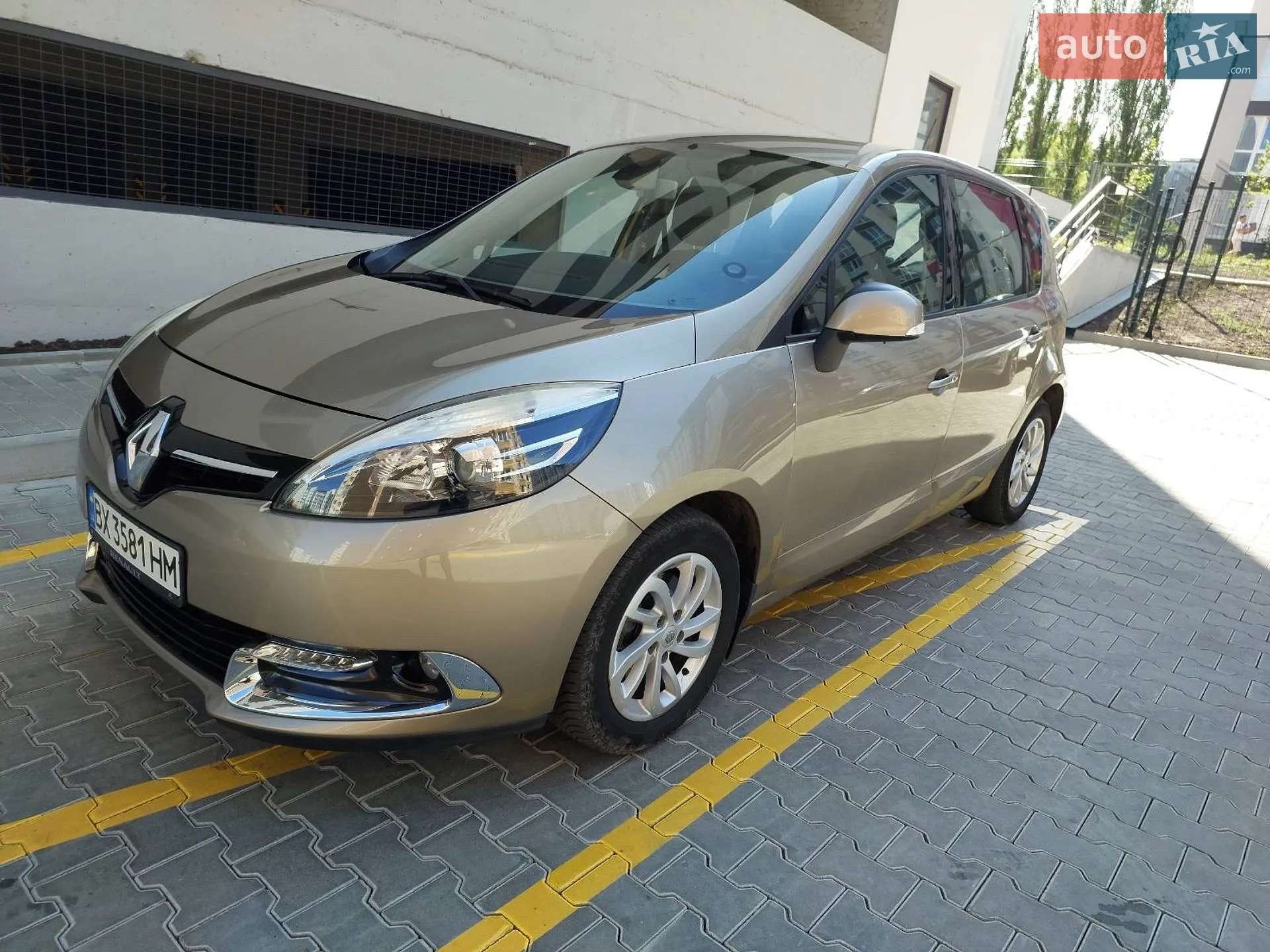 2013 Renault Scenic - мініатюра 2