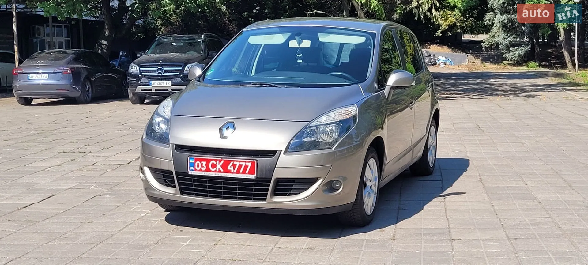 2011 Renault Scenic - мініатюра 2
