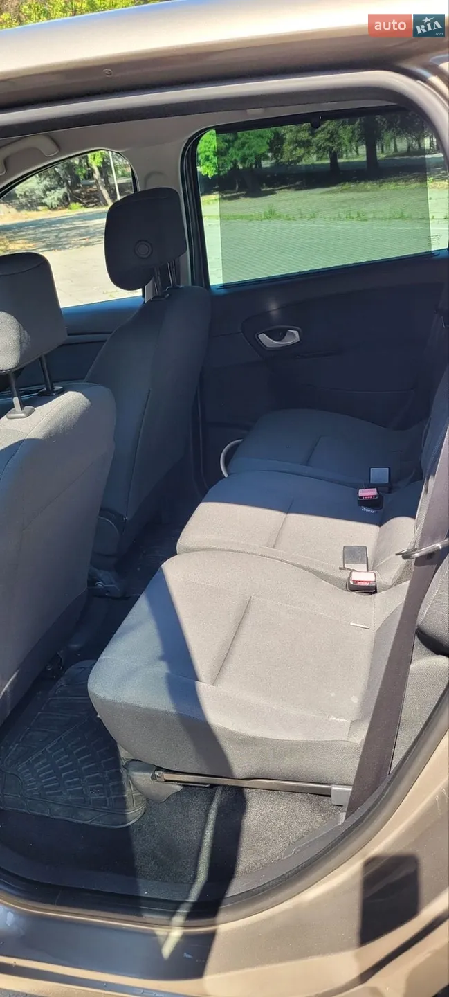 2011 Renault Scenic - мініатюра 19