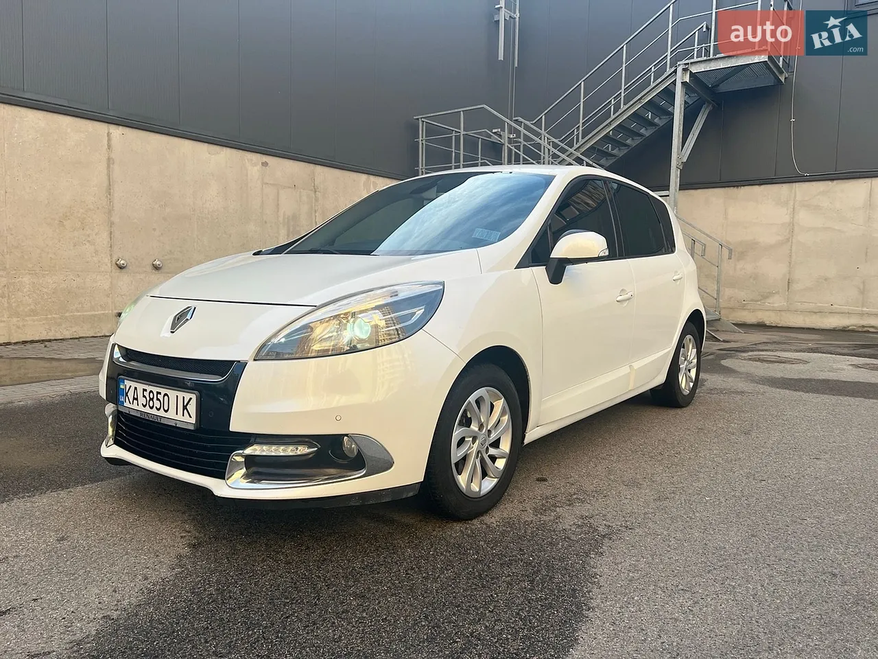2011 Renault Scenic - мініатюра 20