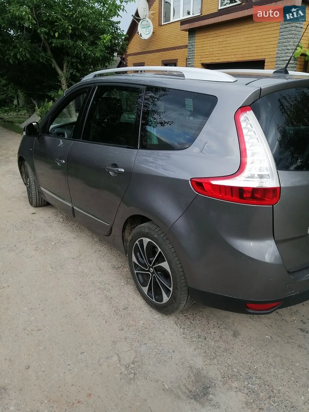 2014 Renault Scenic - мініатюра 17