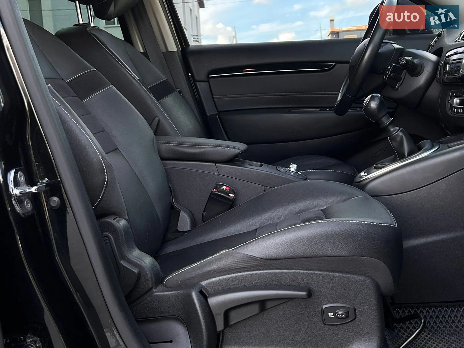 2013 Renault Scenic - мініатюра 21