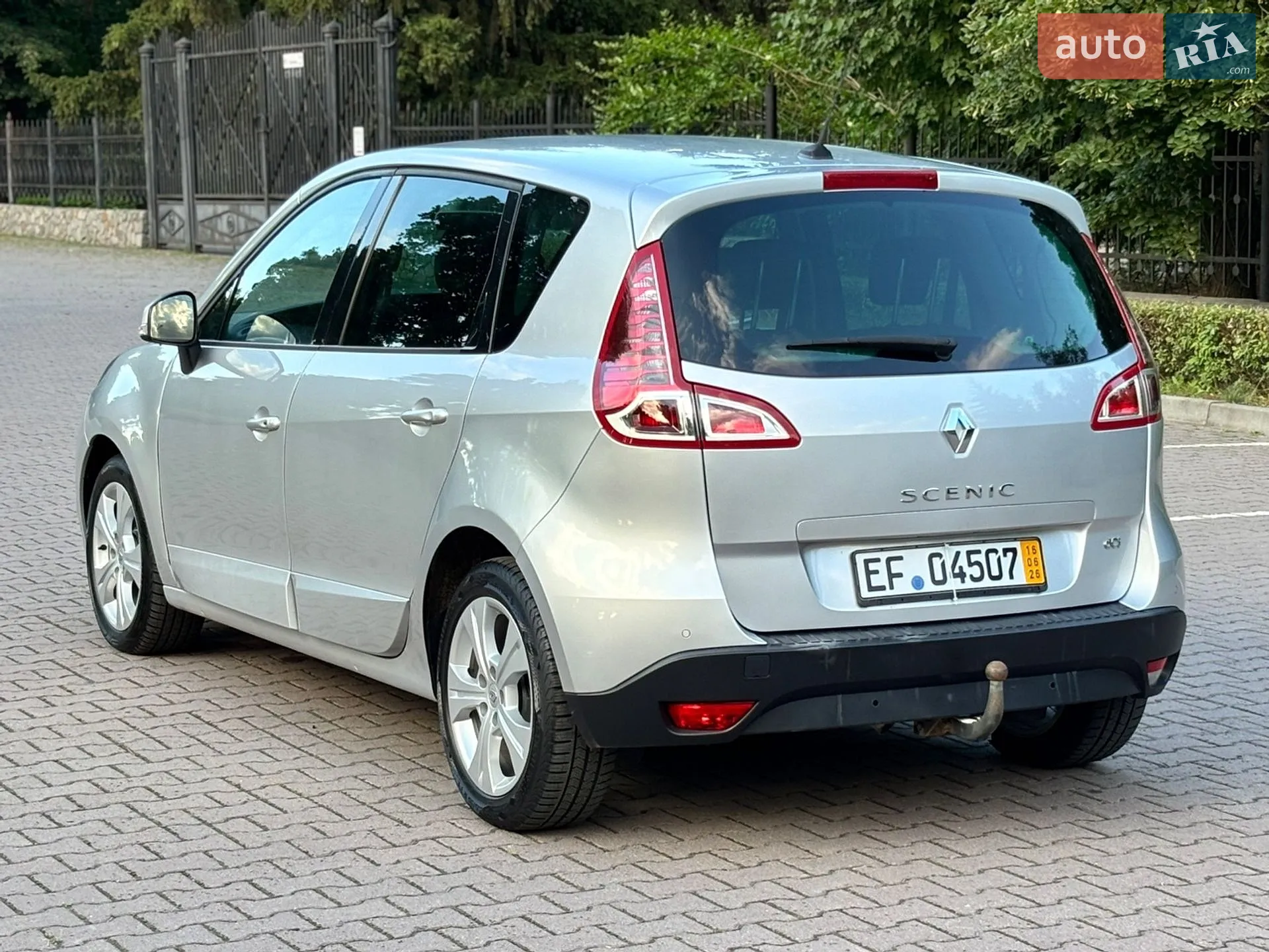 2010 Renault Scenic - мініатюра 8