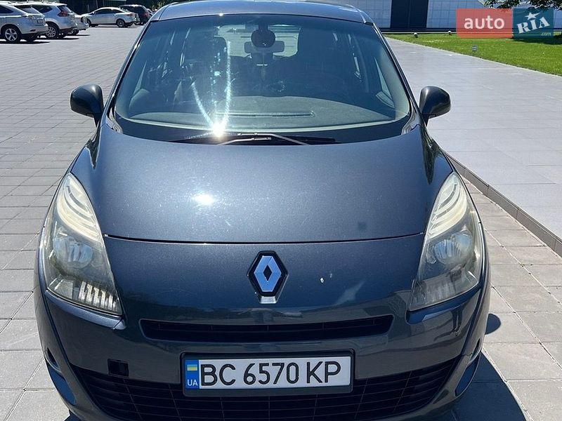 Мінівен Renault Scenic 2011 в Трускавці фото 6 Мінівен Renault Scenic 2011 в Трускавці
