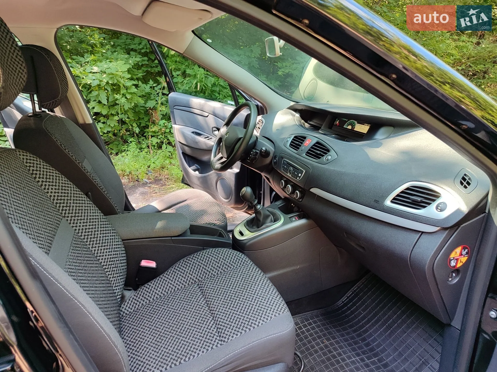 2011 Renault Scenic - мініатюра 32