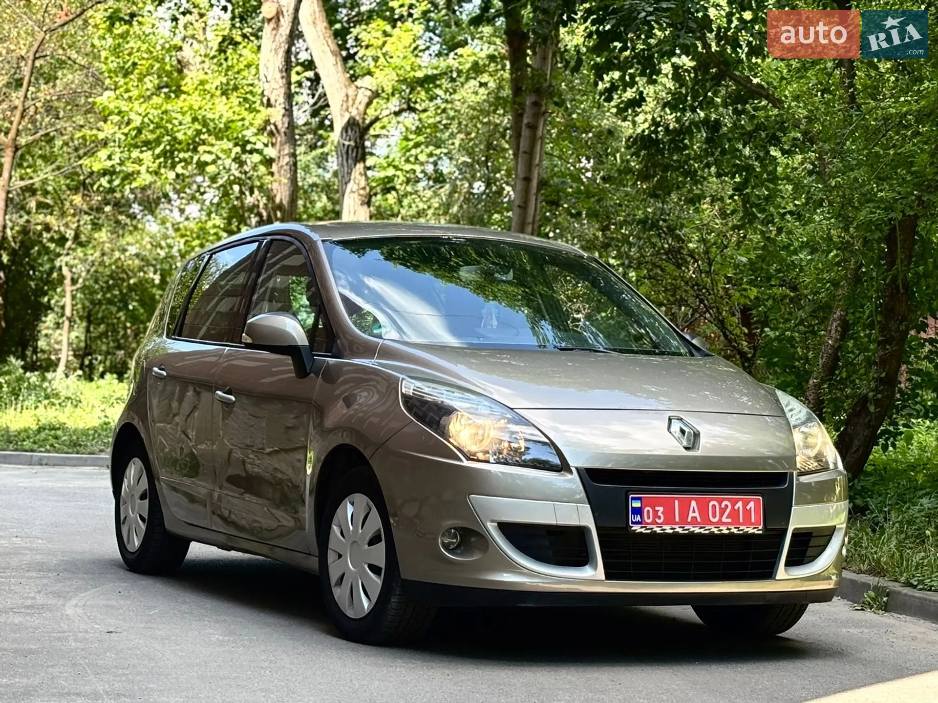 2010 Renault Scenic - мініатюра 4