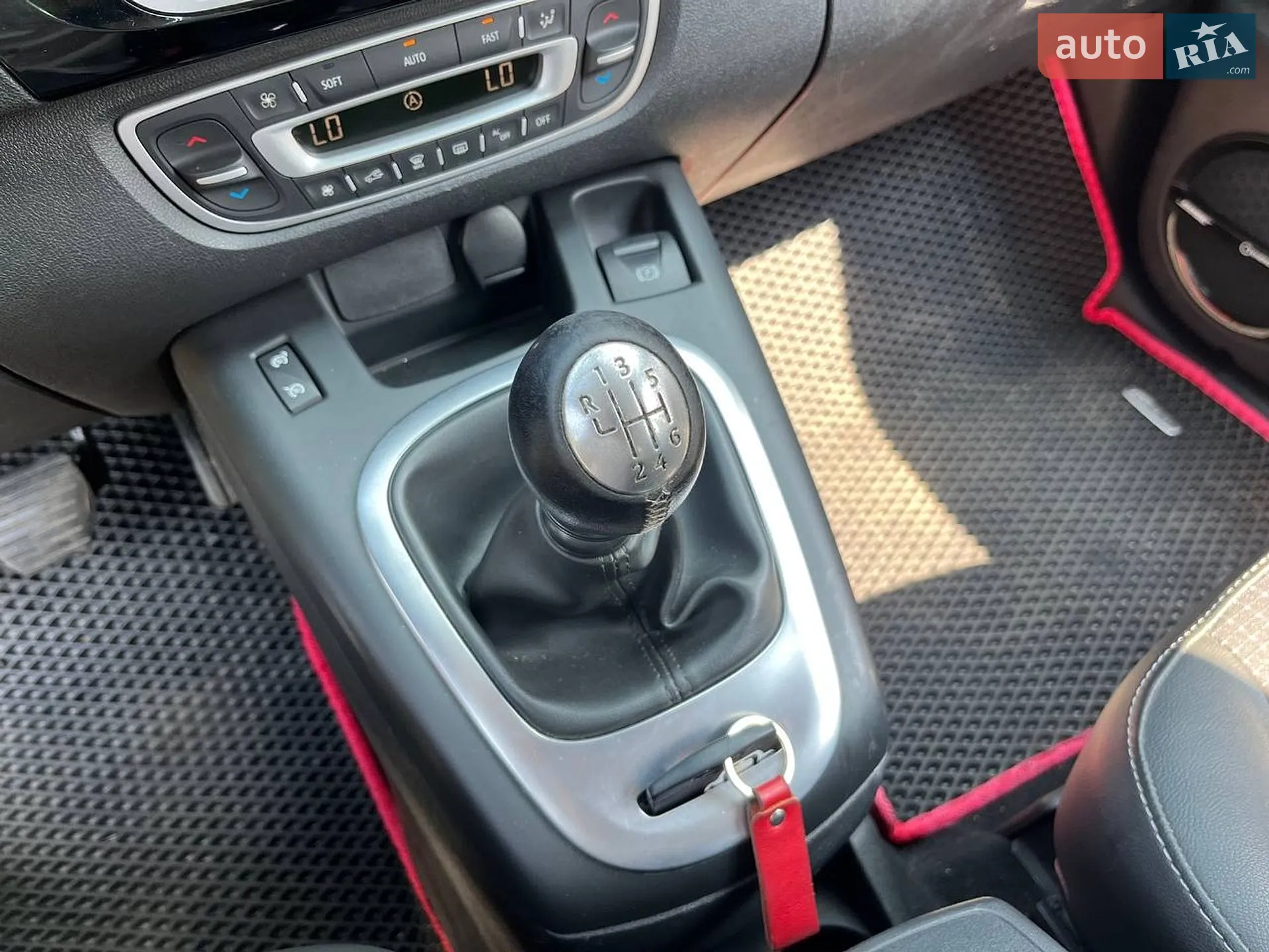2013 Renault Scenic - мініатюра 24