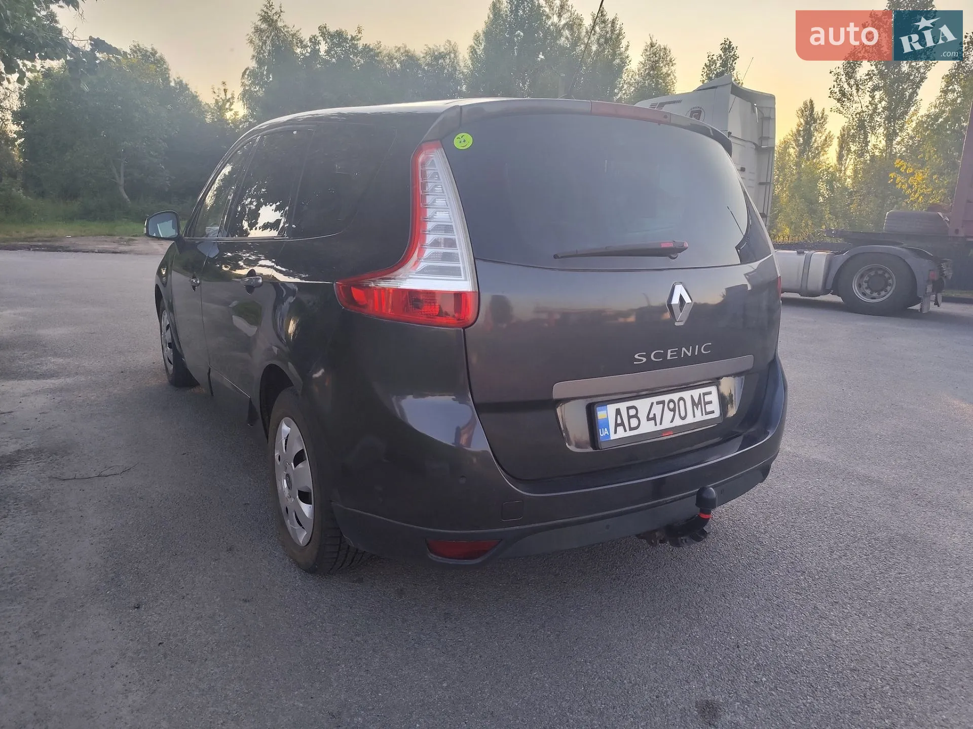 2010 Renault Scenic - мініатюра 4