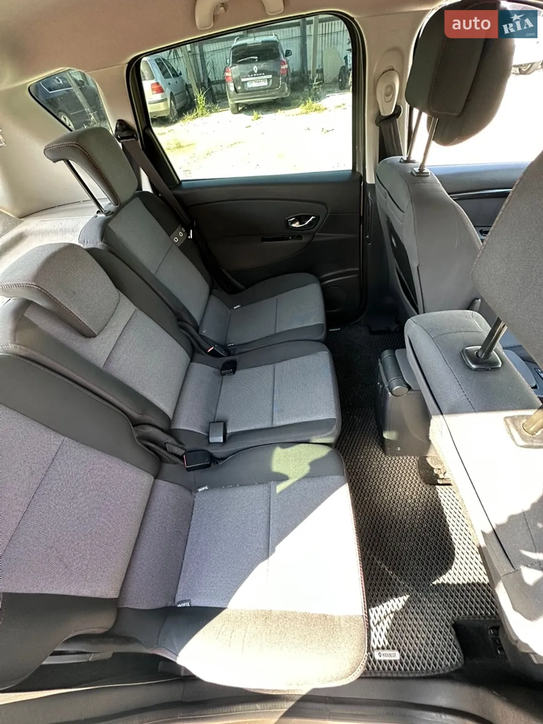 2012 Renault Scenic - мініатюра 9