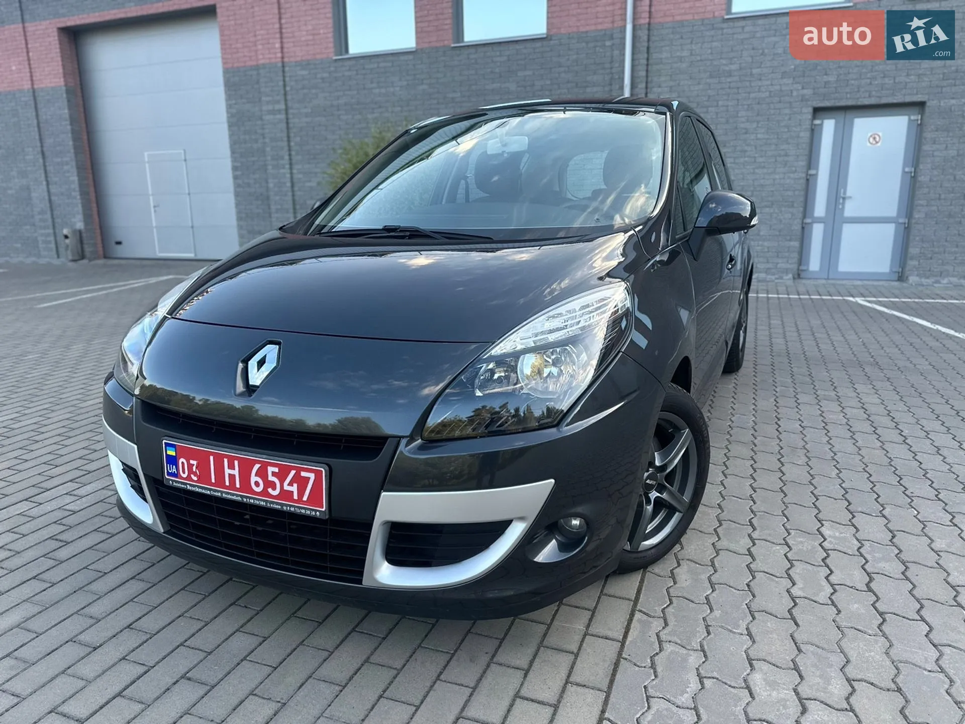 2011 Renault Scenic - мініатюра 2