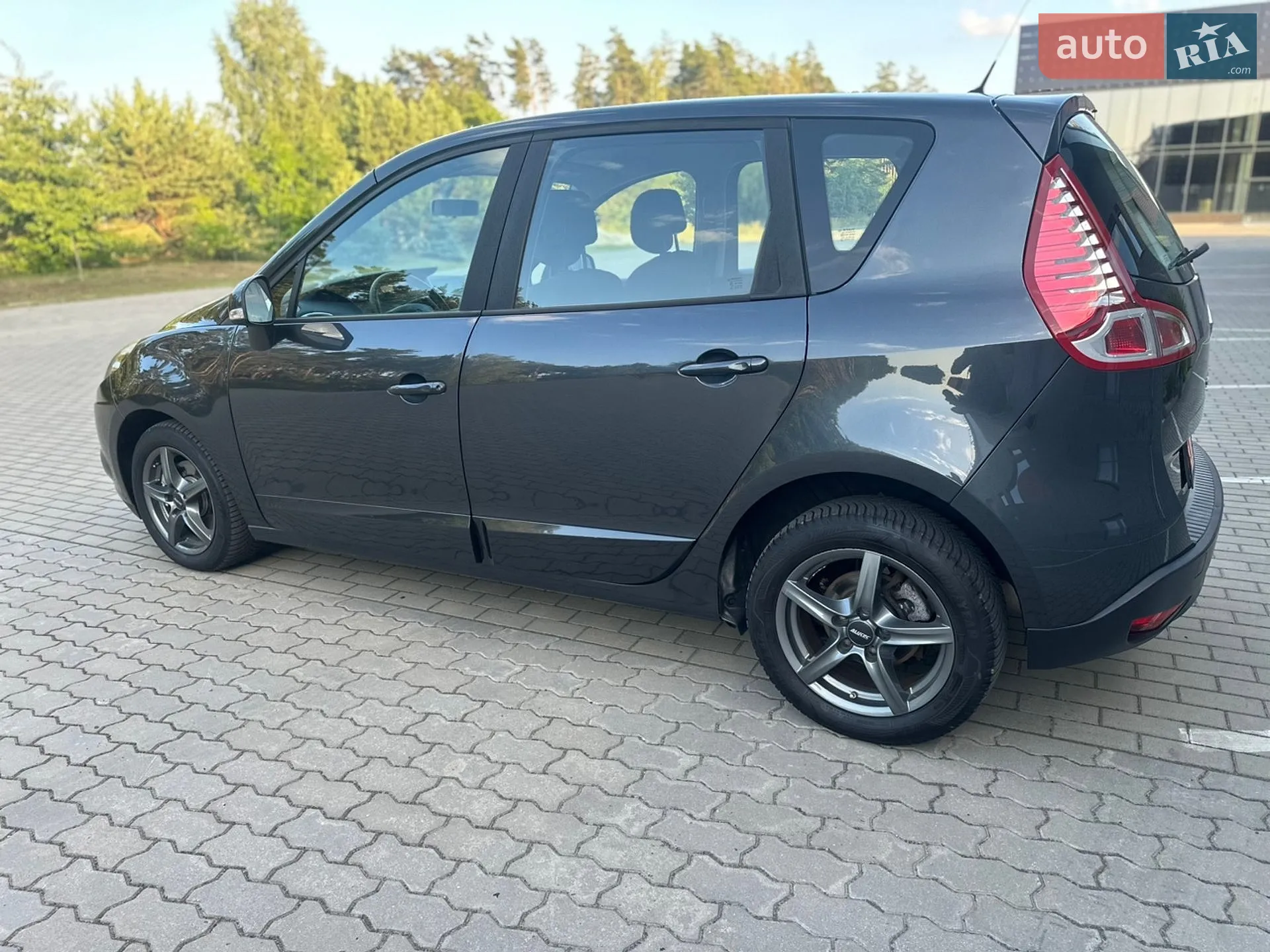 2011 Renault Scenic - мініатюра 16