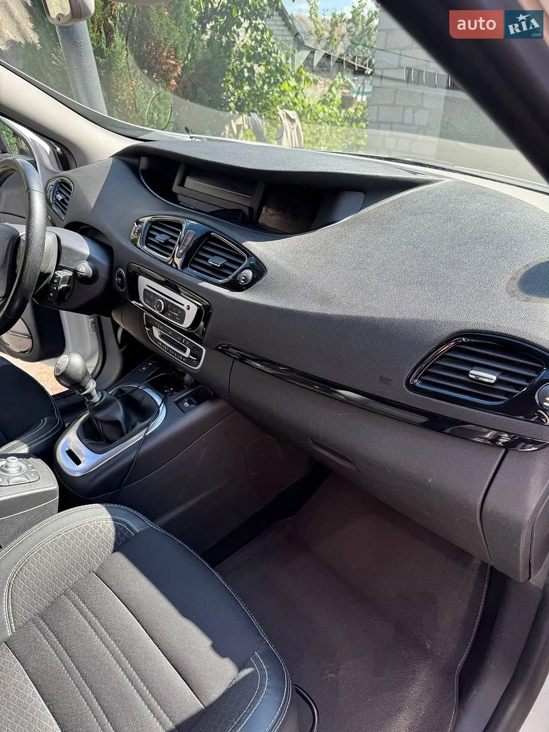 2014 Renault Scenic - мініатюра 2