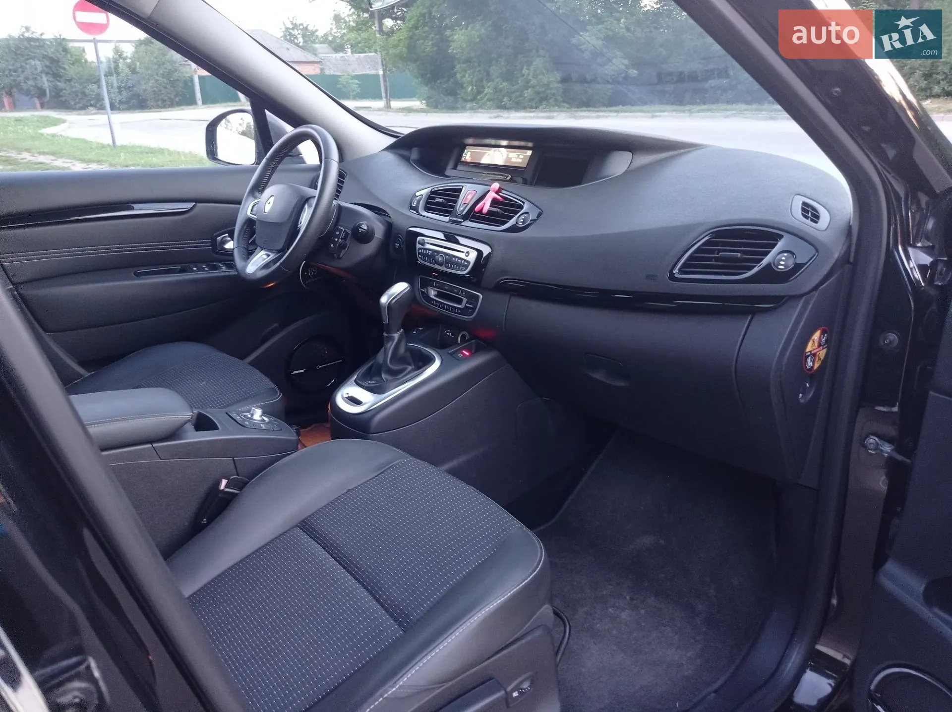2011 Renault Scenic - мініатюра 17