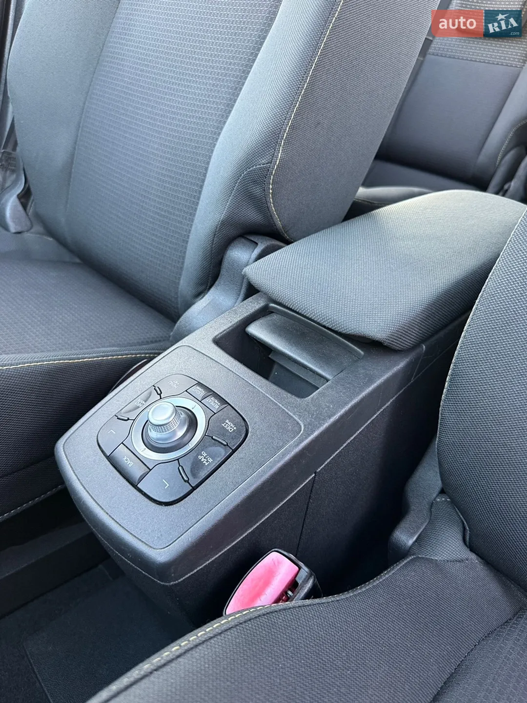 2010 Renault Scenic - мініатюра 44