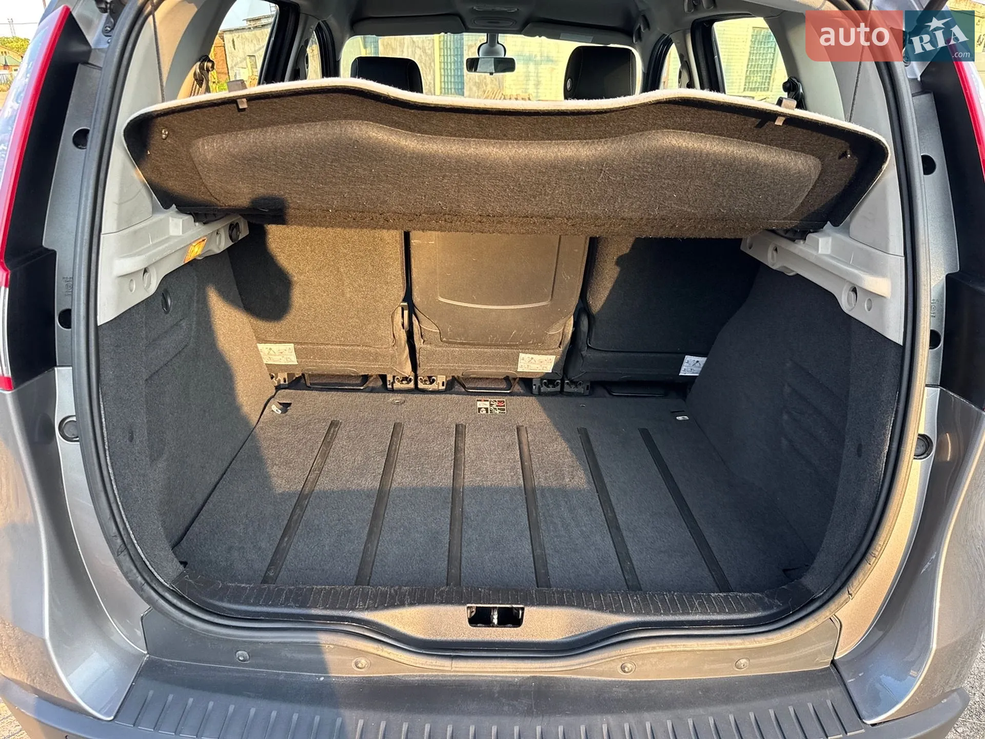 2010 Renault Scenic - мініатюра 59