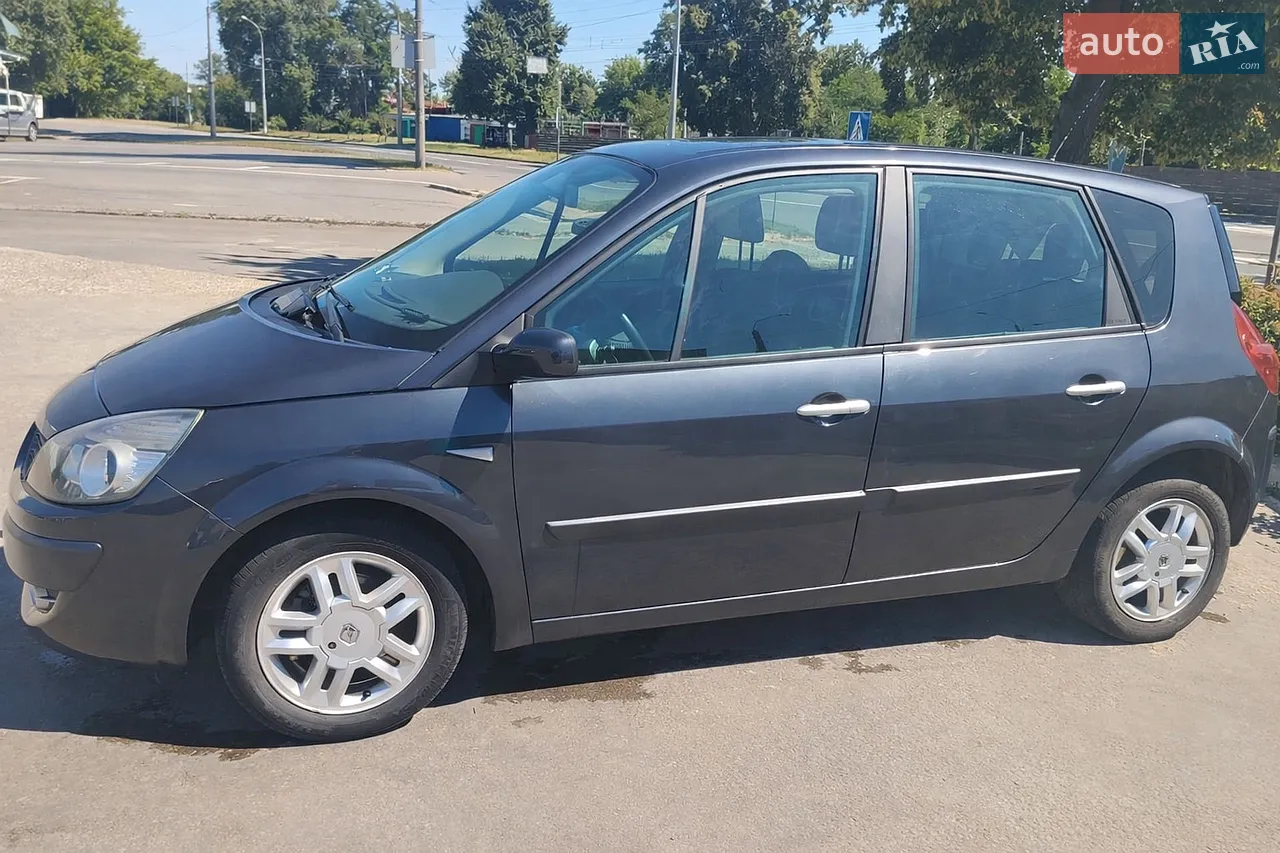2010 Renault Scenic - мініатюра 16