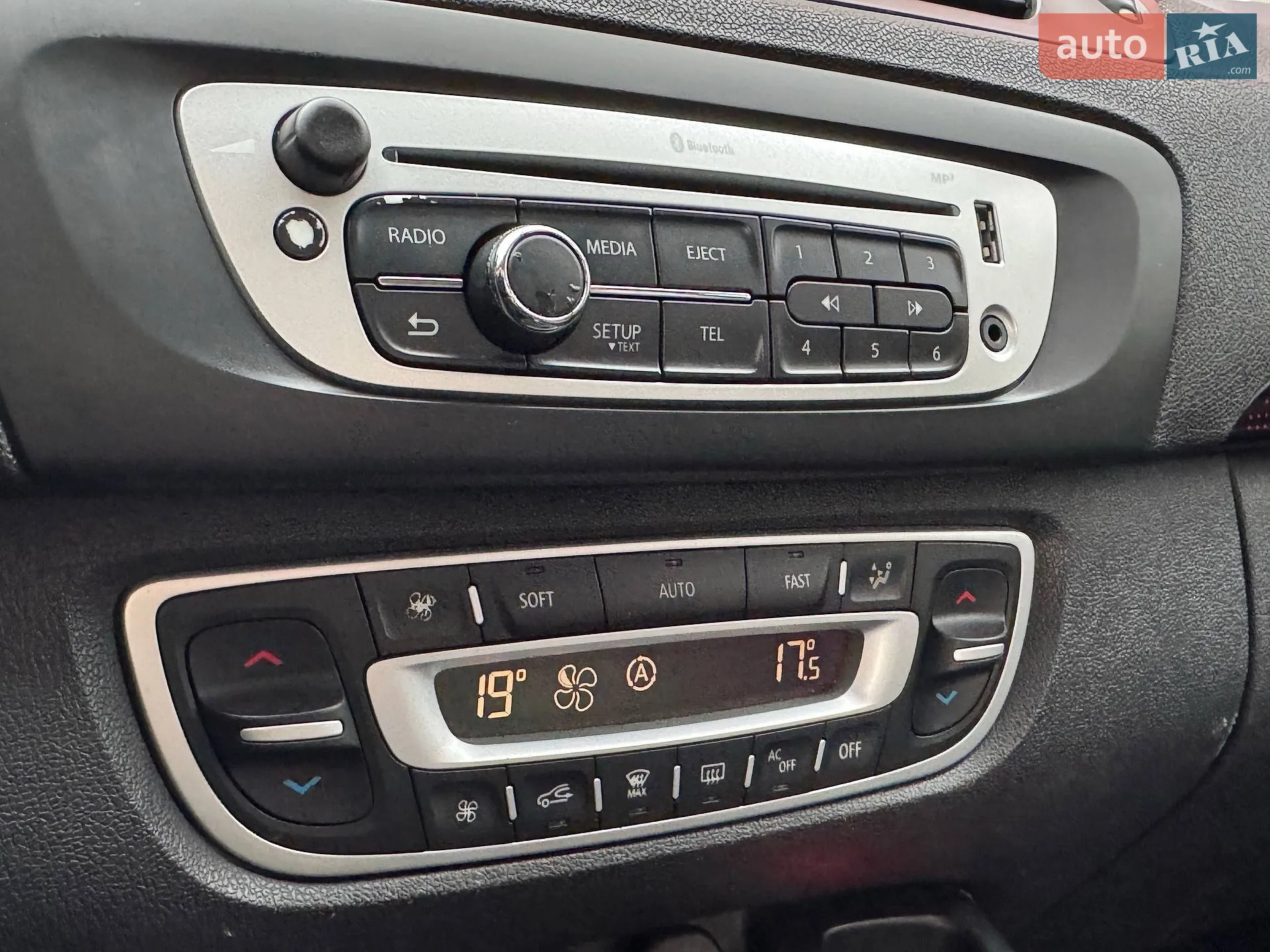 2013 Renault Scenic - мініатюра 3