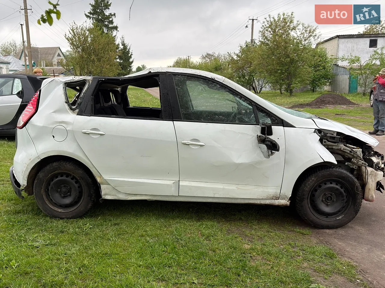 2010 Renault Scenic - мініатюра 17