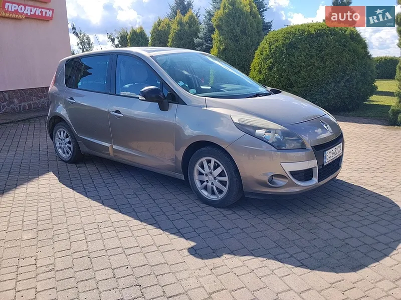 Renault Scenic 2011