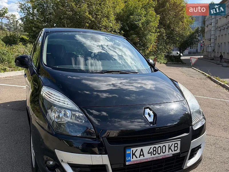 Renault Scenic 2011