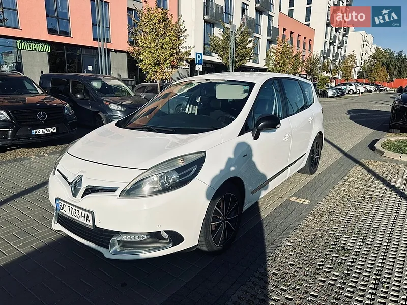 Renault Scenic 2012