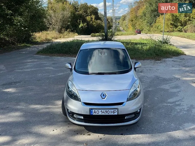 Renault Scenic 2012