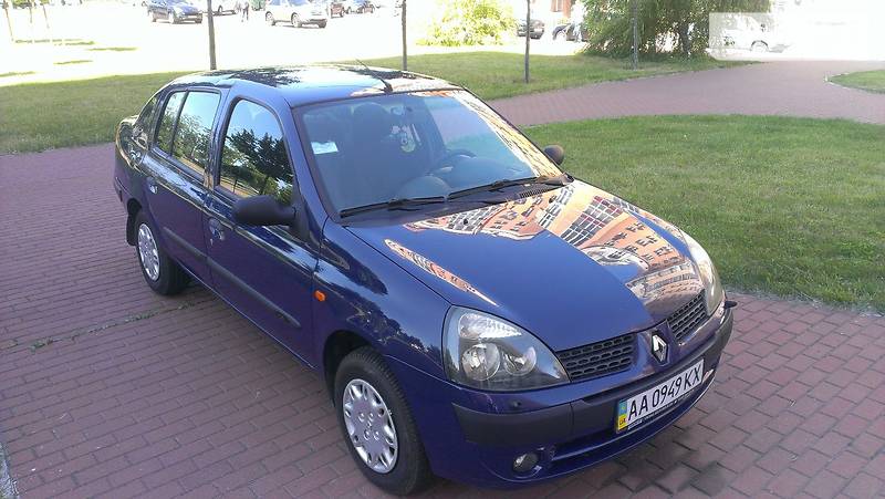 Седан Renault Symbol 2004 в Киеве