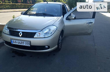 Седан Renault Symbol 2010 в Вараше