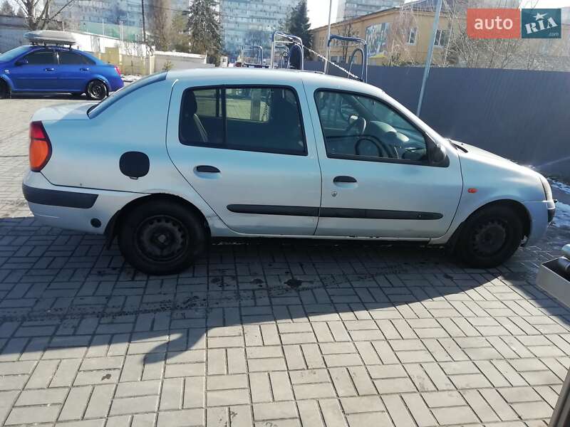 Седан Renault Symbol 2003 в Днепре