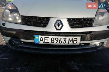 Седан Renault Symbol 2003 в Днепре