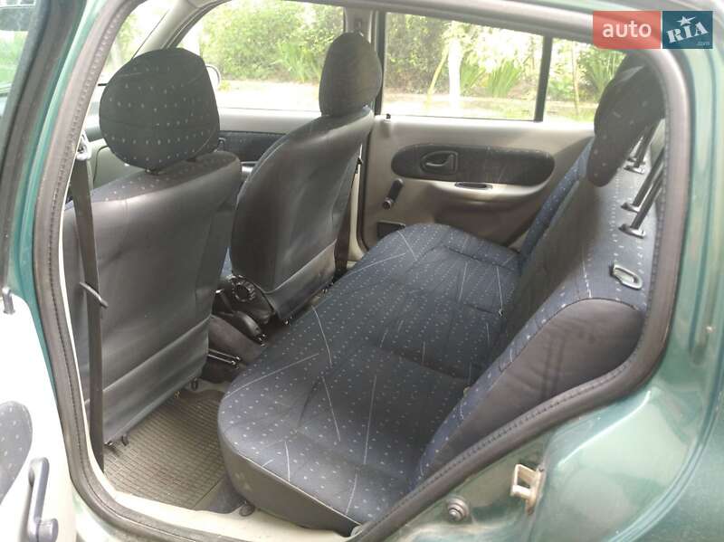 Седан Renault Symbol 2003 в Шептицькому