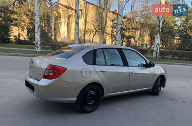 Седан Renault Symbol 2010 в Києві фото 24 Седан Renault Symbol 2010 в Києві