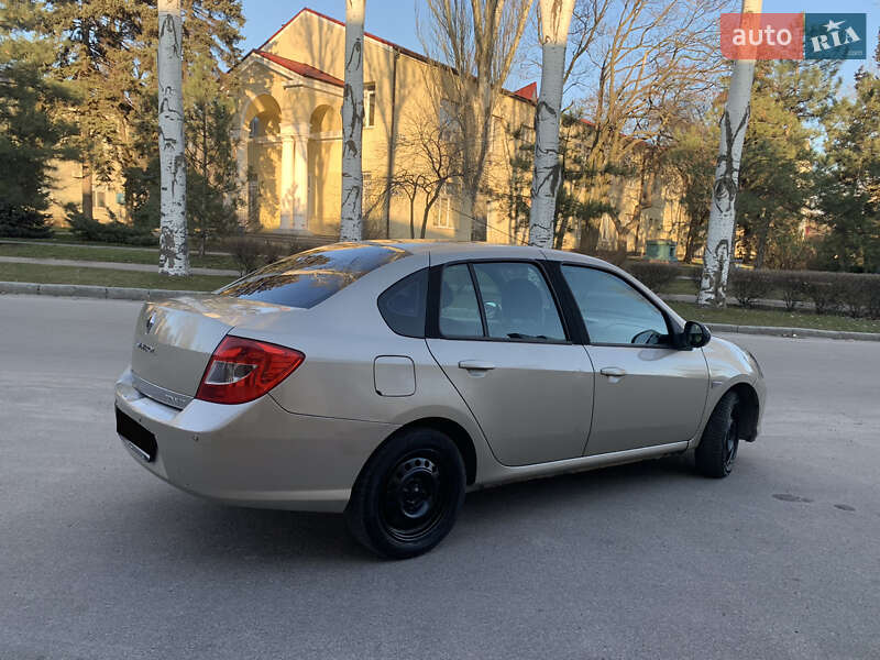 Седан Renault Symbol 2010 в Києві фото 24 Седан Renault Symbol 2010 в Києві