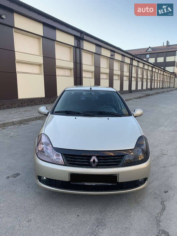 Седан Renault Symbol 2010 в Києві фото 26 Седан Renault Symbol 2010 в Києві