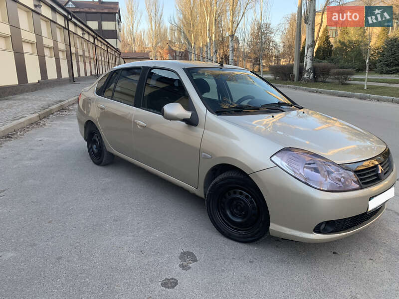 Седан Renault Symbol 2010 в Запорожье